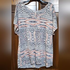 Maurices Tee Shirt Sz 3 (XXL)